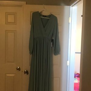 Lulus maxi gown (NWT)